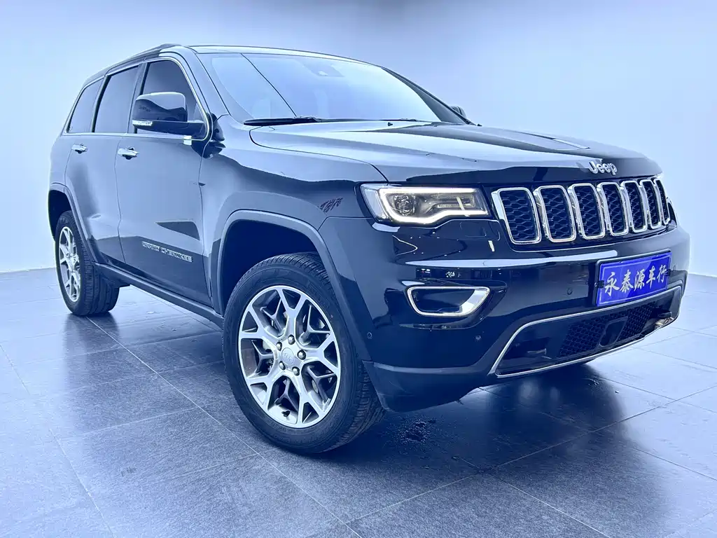 Jeep Grand Cherokee (Import) — фото 3