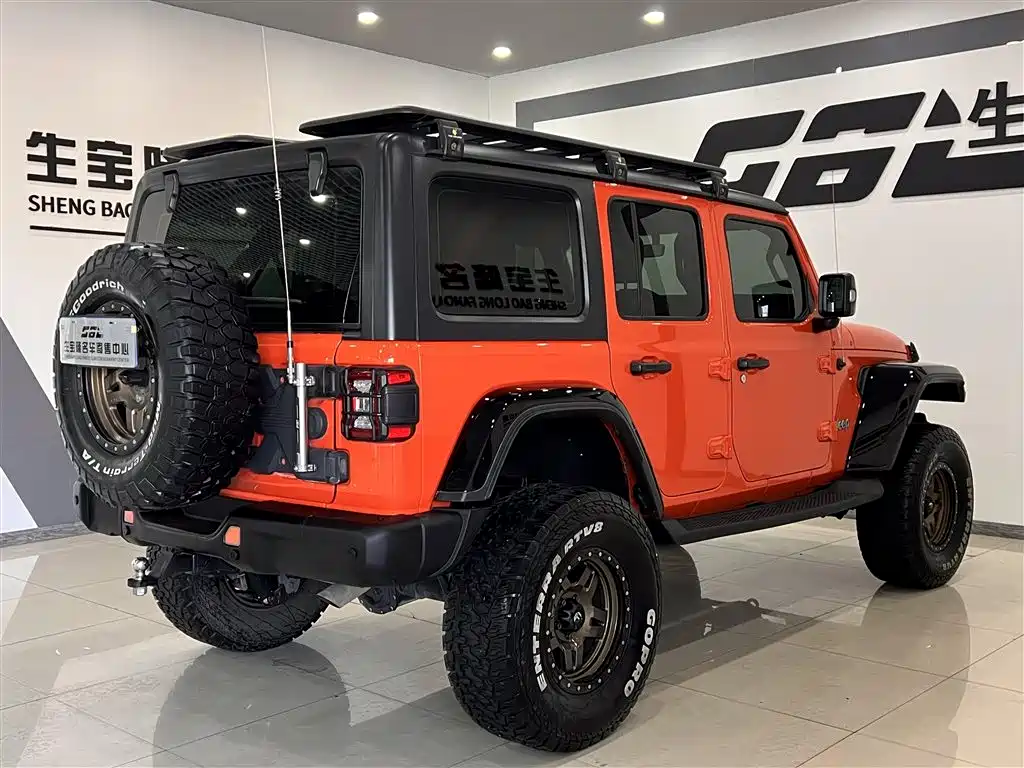 Jeep Wrangler — фото 4