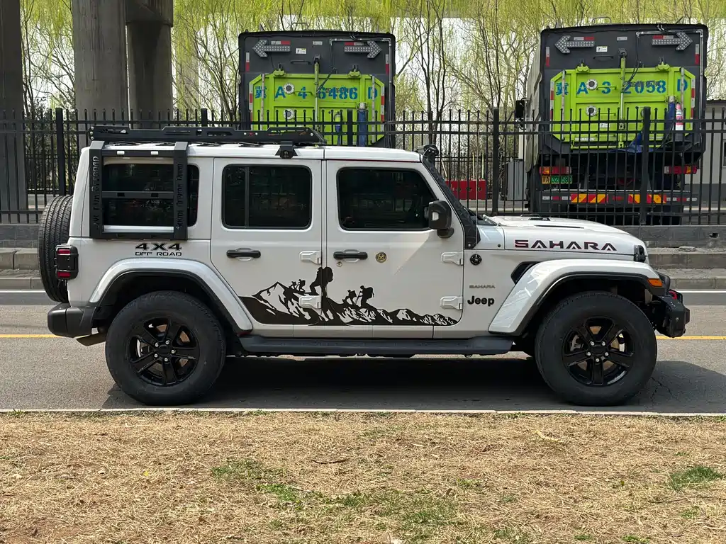 Jeep Wrangler — фото 4