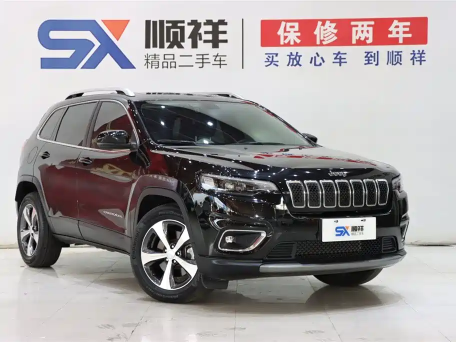 Jeep Cherokee — фото 3