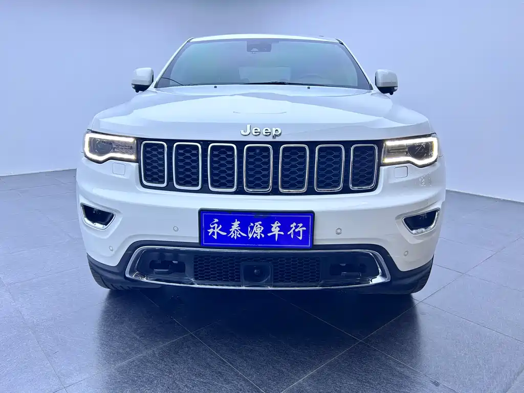 Jeep Grand Cherokee (Import) — фото 2