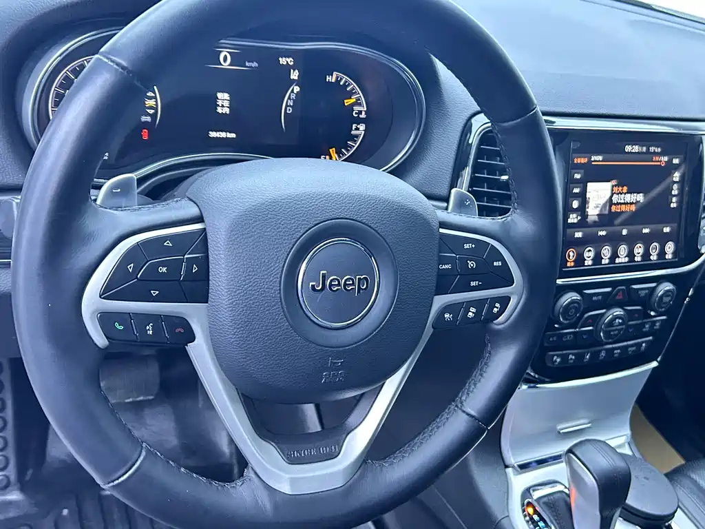 Jeep Grand Cherokee (Import) — фото 13
