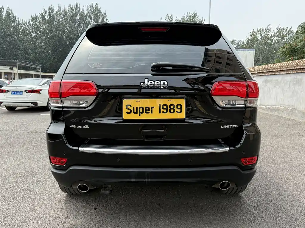Jeep Grand Cherokee (Import) — фото 6