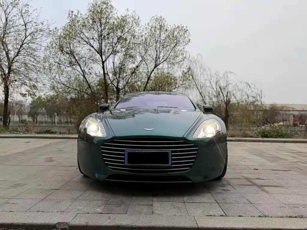 Aston Martin Rapide — фото 2