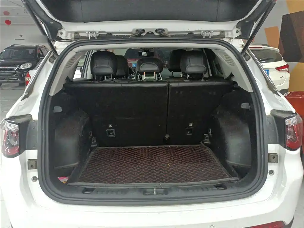 Jeep Compass — фото 19
