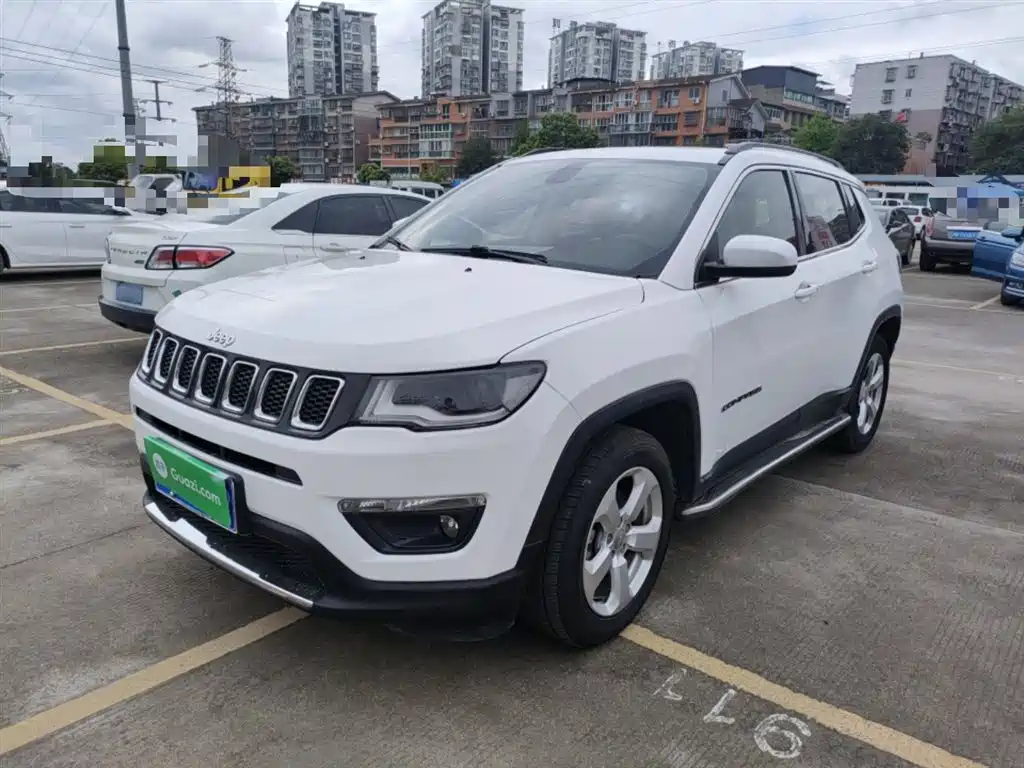 Jeep Compass — фото 2
