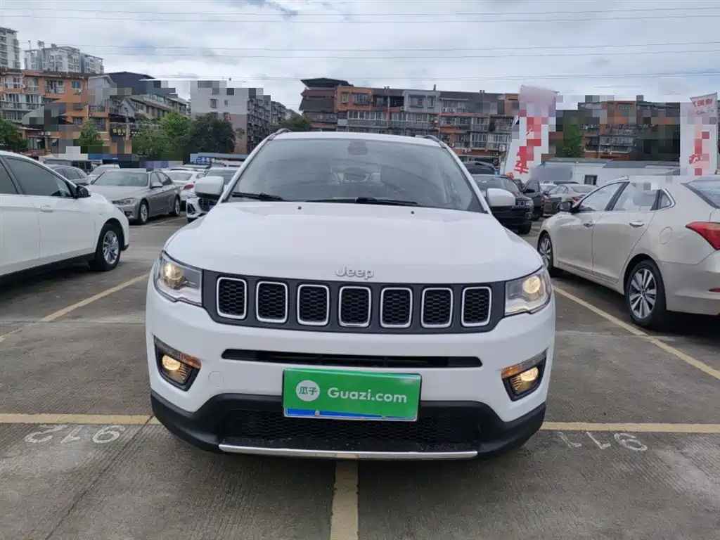 Jeep Compass — фото 3