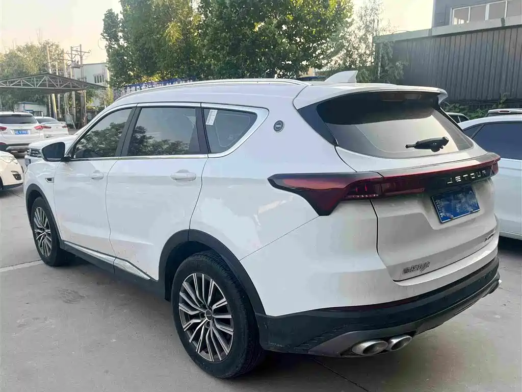 Jetour X70 PLUS — фото 10