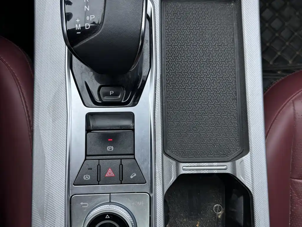 Jetour X70 PLUS — фото 14