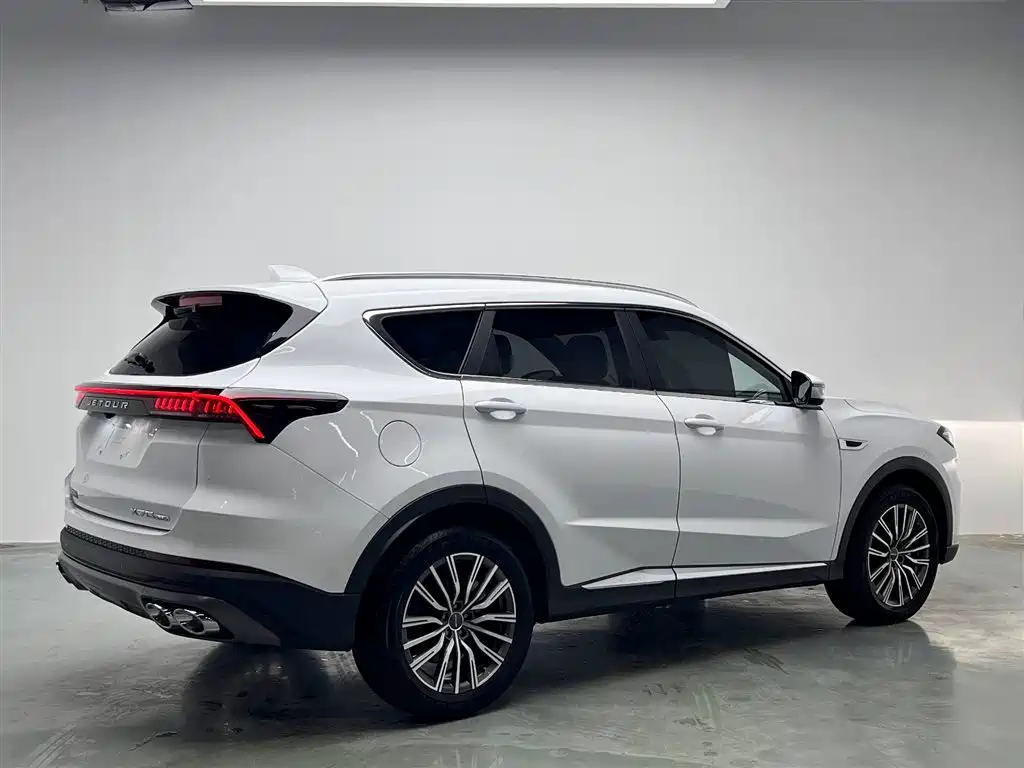 Jetour X70 PLUS — фото 18