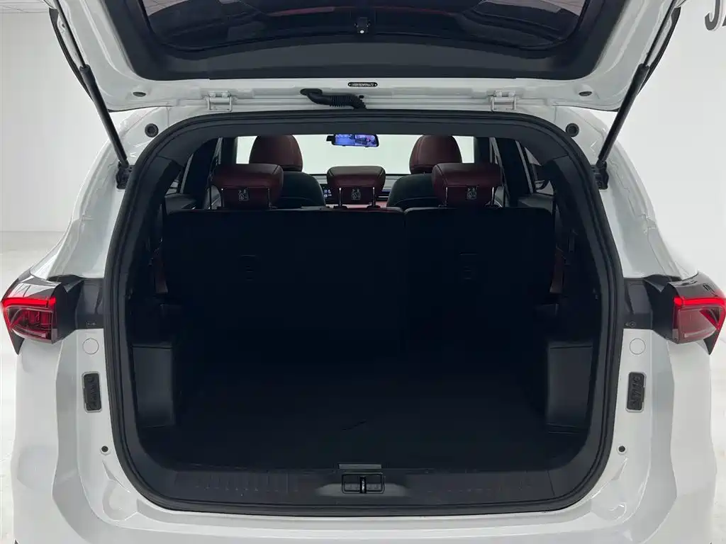 Jetour X70 PLUS — фото 14