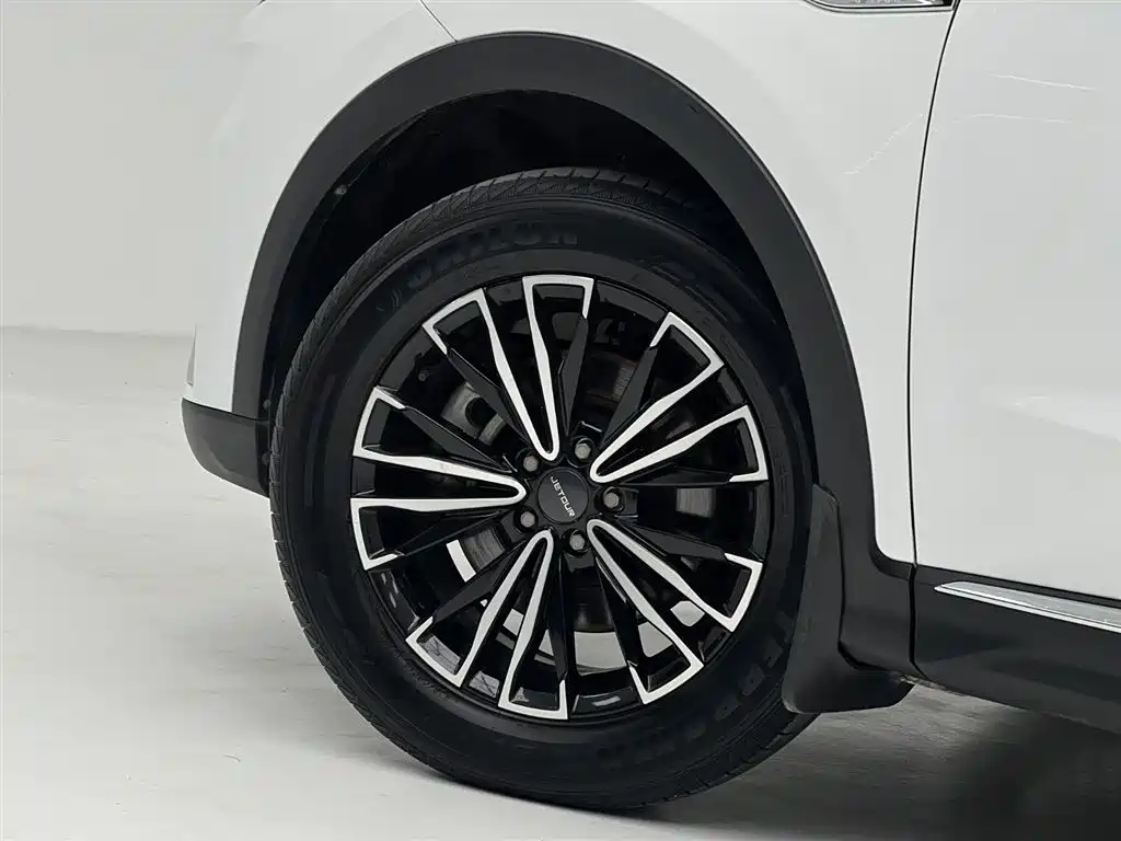 Jetour X70 PLUS — фото 10