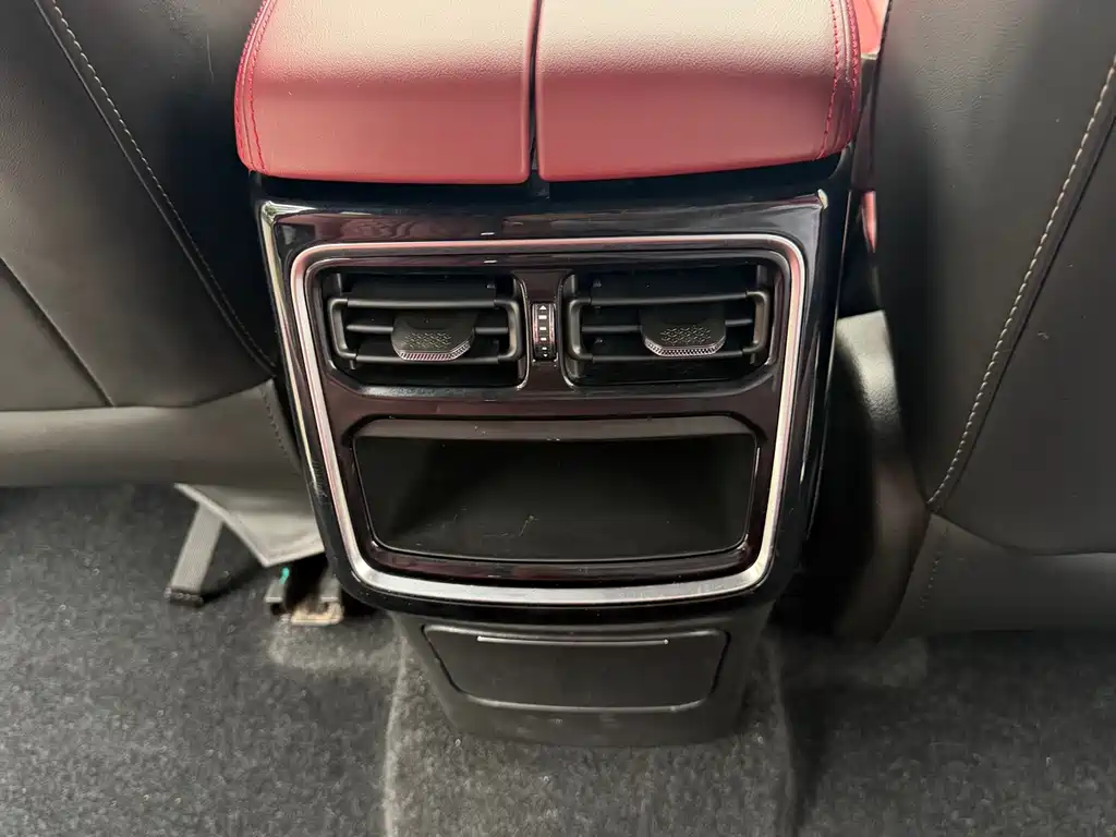 Jetour X70 PLUS — фото 15
