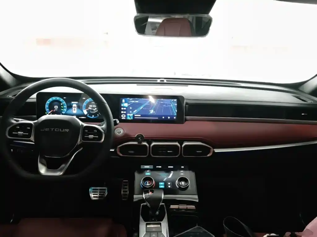 Jetour X70 PLUS — фото 10