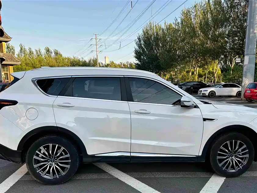 Jetour X70 PLUS — фото 18