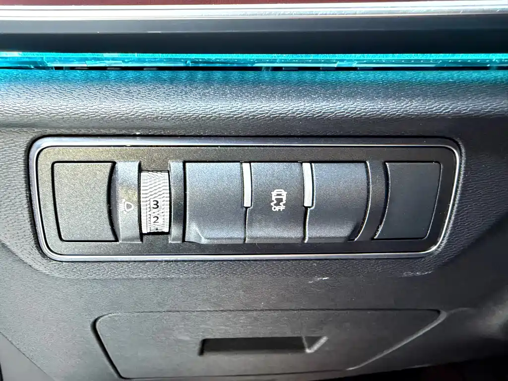 Jetour X70 PLUS — фото 10