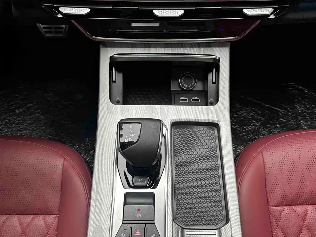 Jetour X70 PLUS — фото 13