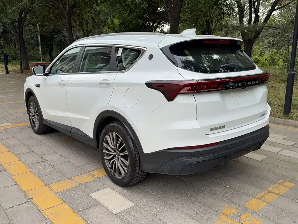 Jetour X70 C-DM — фото 23