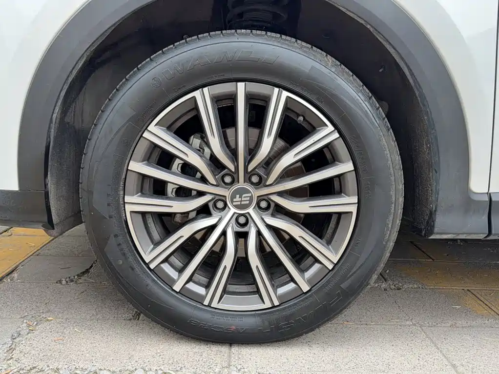 Jetour X70 C-DM — фото 25