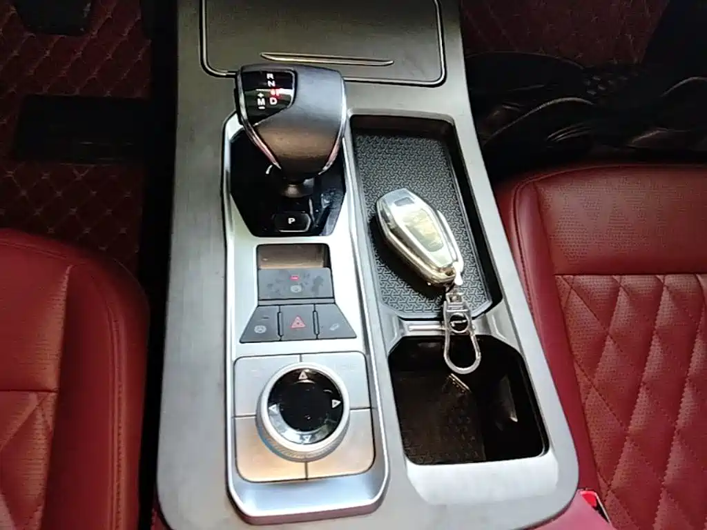 Jetour X70 PLUS — фото 14