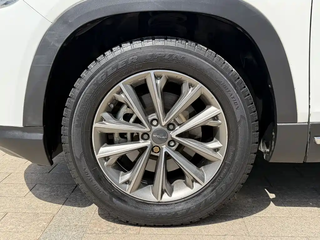 Jetour X90 — фото 15