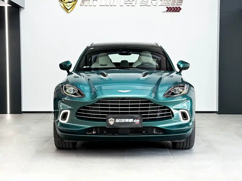 Aston Martin DBX — фото 2