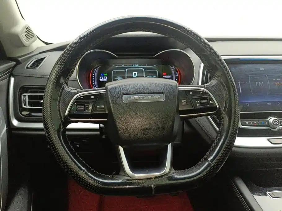 Jetour X70 — фото 15
