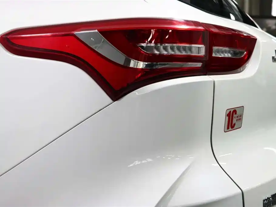 Jetour X70 — фото 17