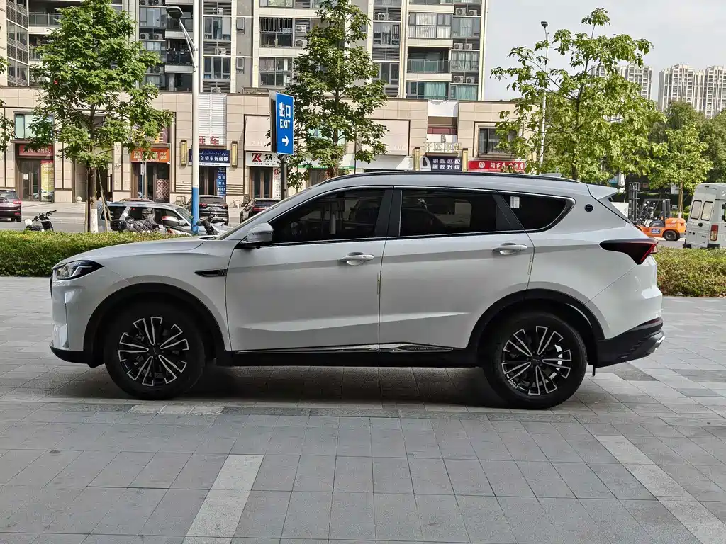 Jetour X70 PLUS — фото 11