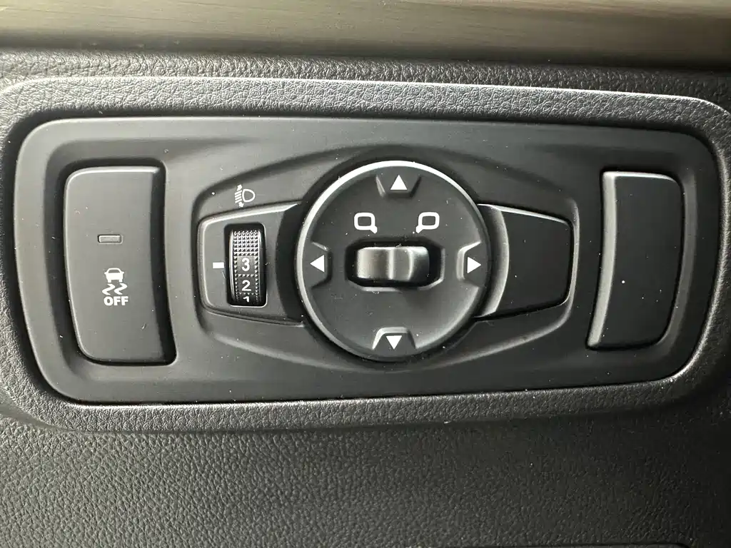 Jetour X70 — фото 11