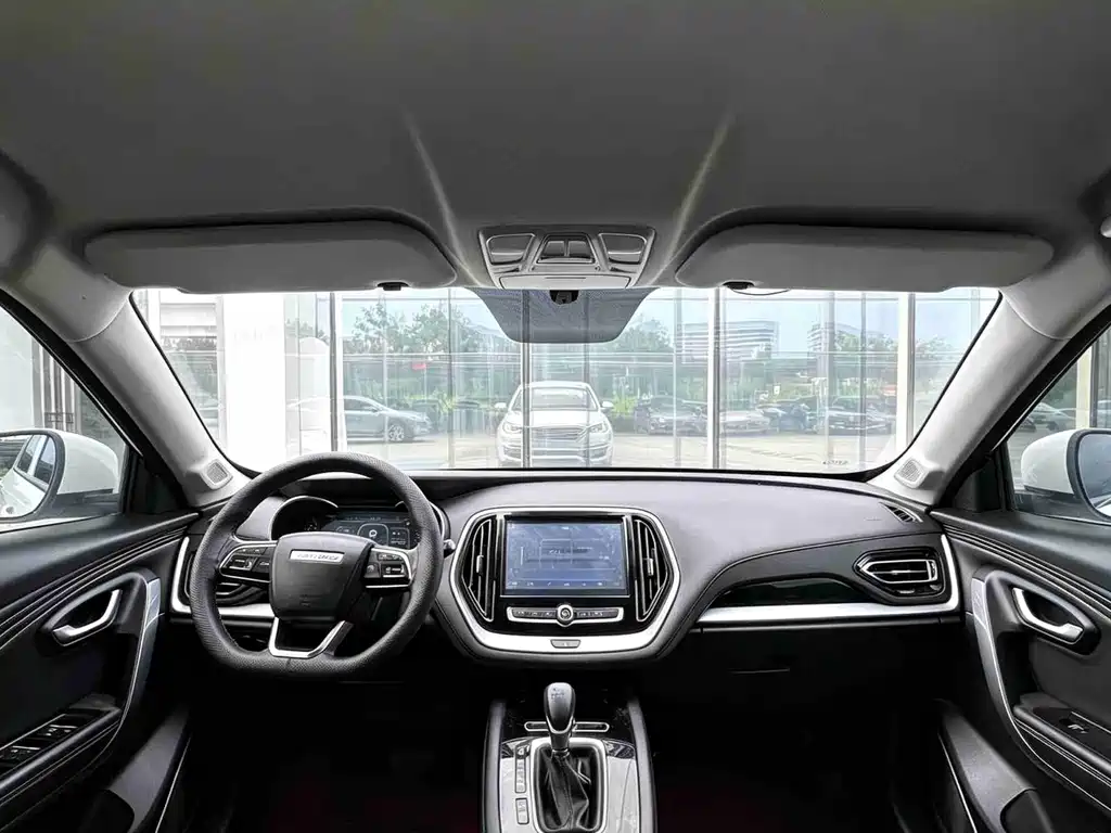 Jetour X70 — фото 13