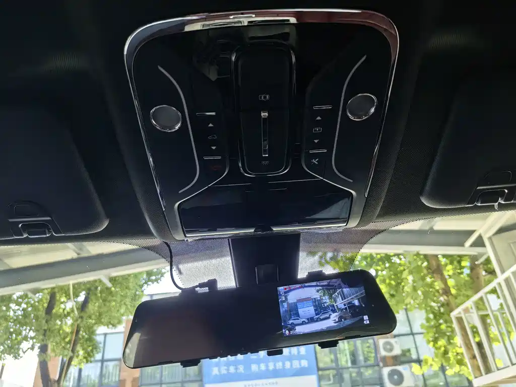 Jetour X70 PLUS — фото 15