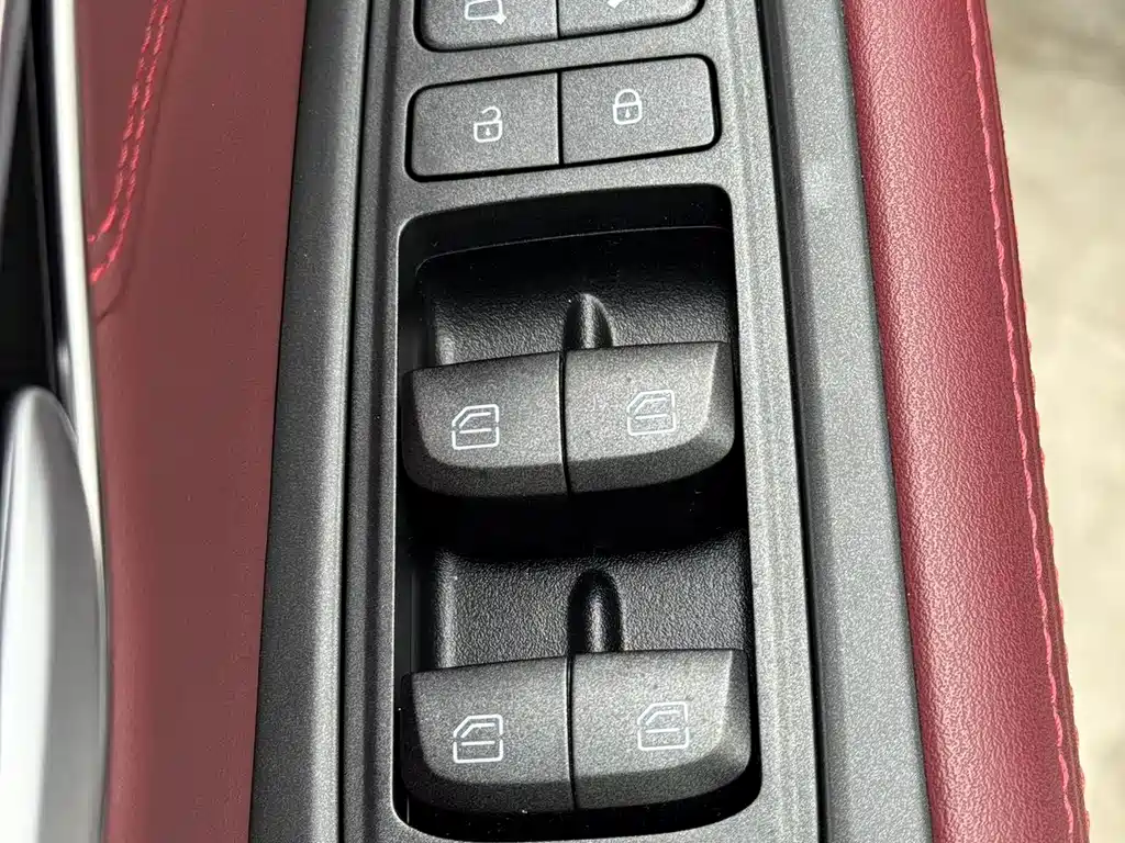 Jetour X70 PLUS — фото 10