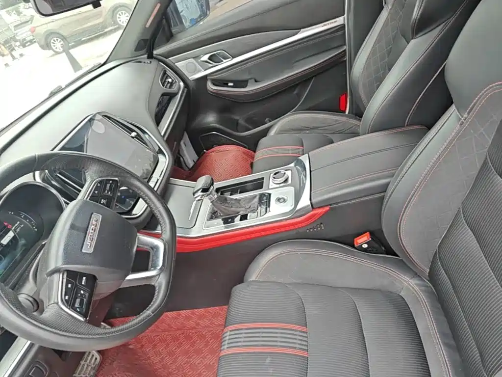 Jetour X70 Coupe — фото 15