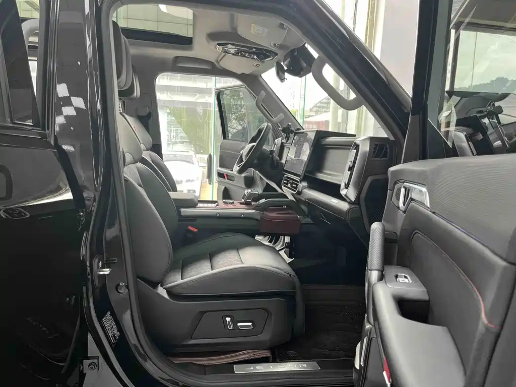 Jetour Traveller C-DM — фото 11