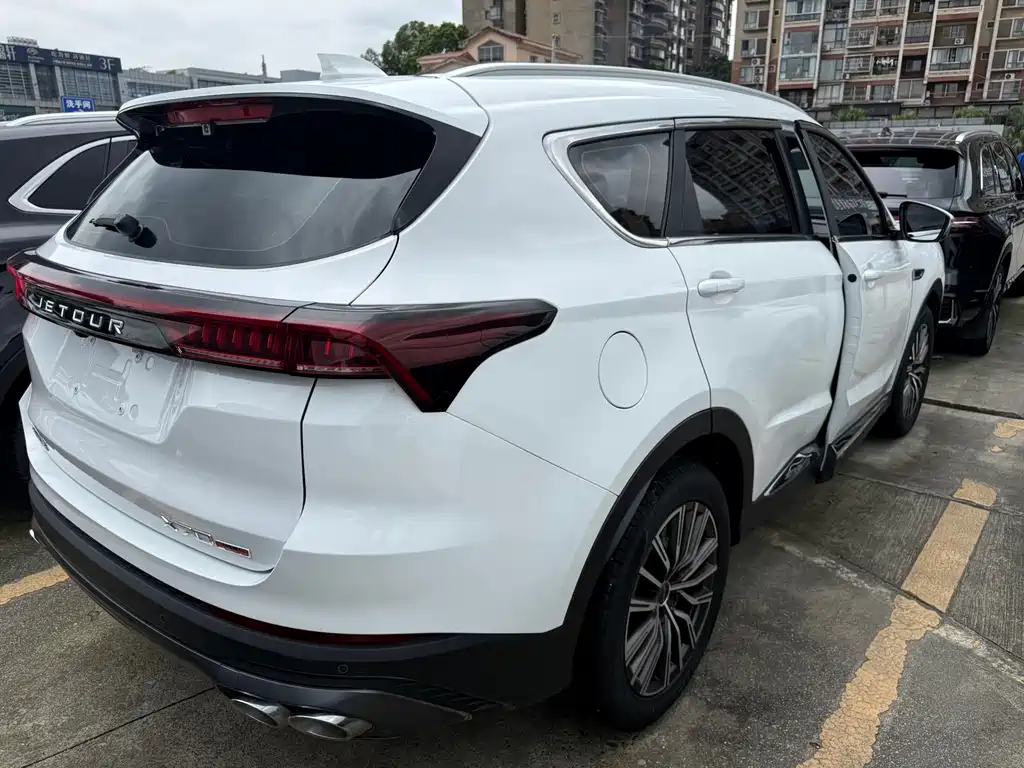 Jetour X70 PLUS — фото 14