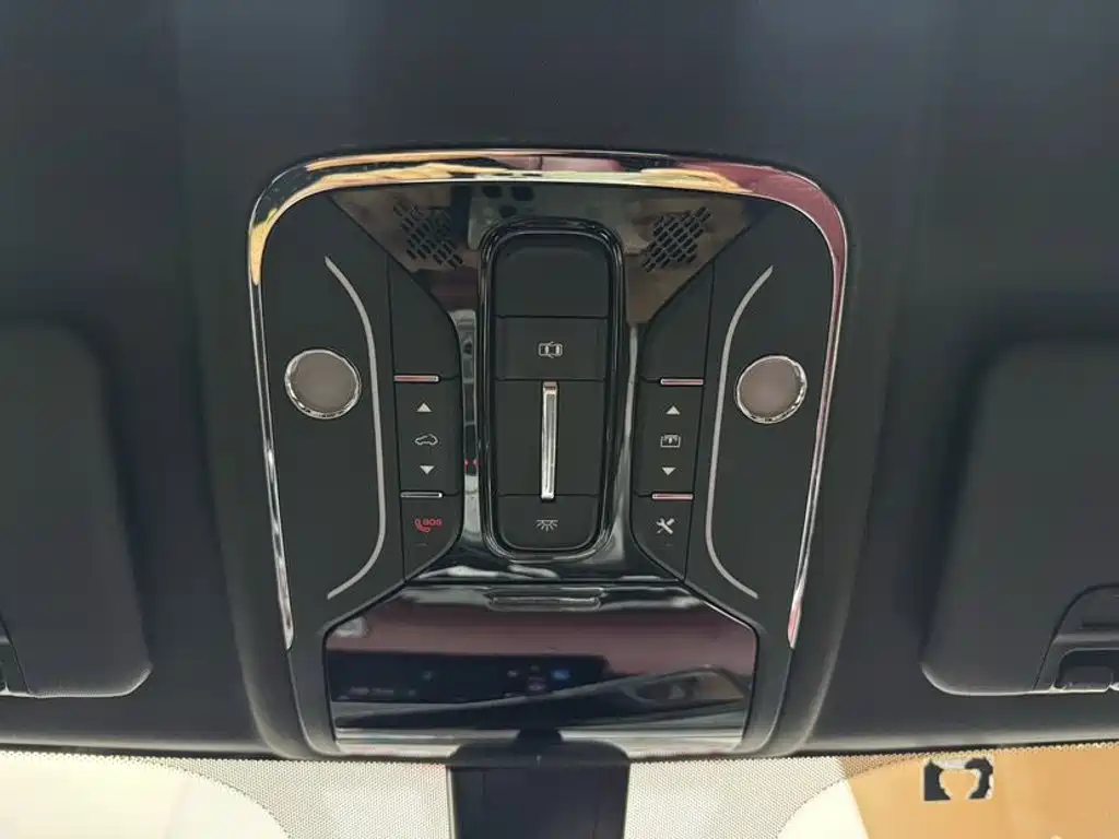 Jetour X70 PLUS — фото 15