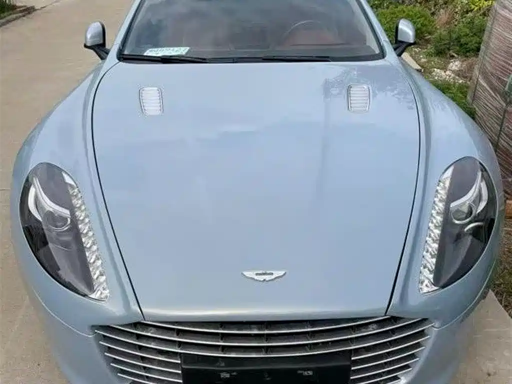 Aston Martin Rapide — фото 8