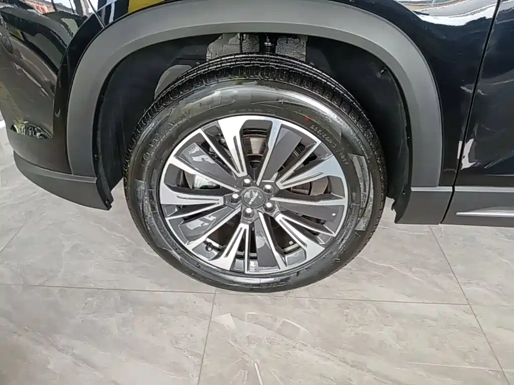 Jetour X90 C-DM — фото 23