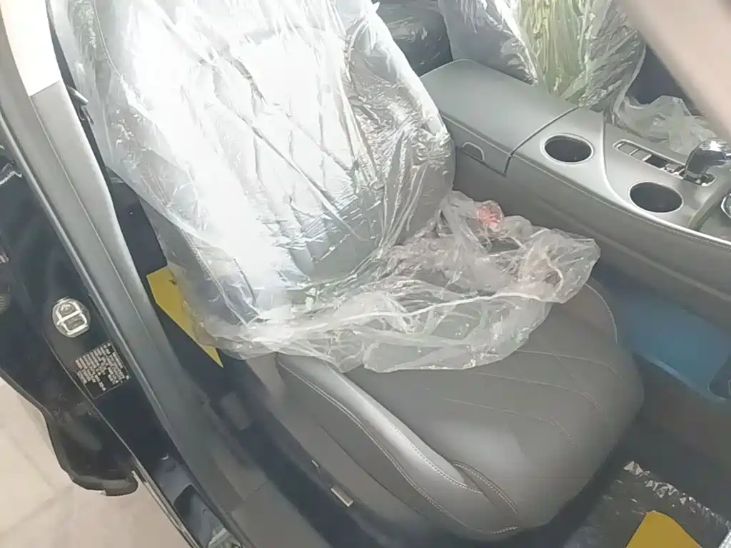 Jetour X90 C-DM — фото 25