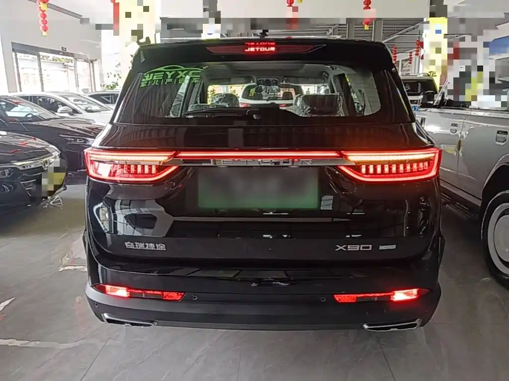 Jetour X90 C-DM — фото 6