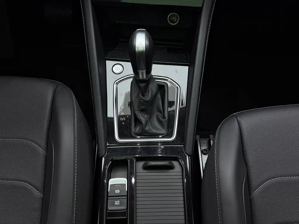 Jetta VS7 — фото 17