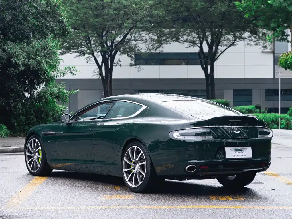 Aston Martin Rapide — фото 7