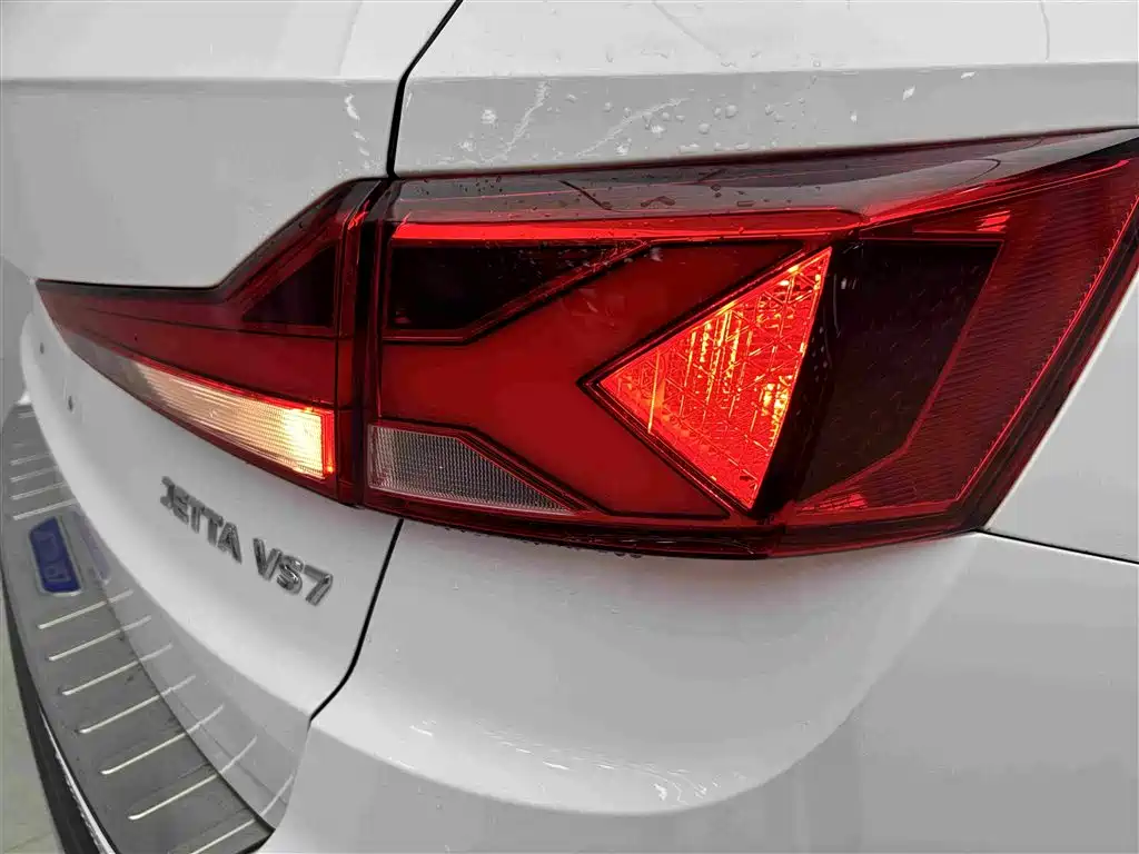 Jetta VS7 — фото 19