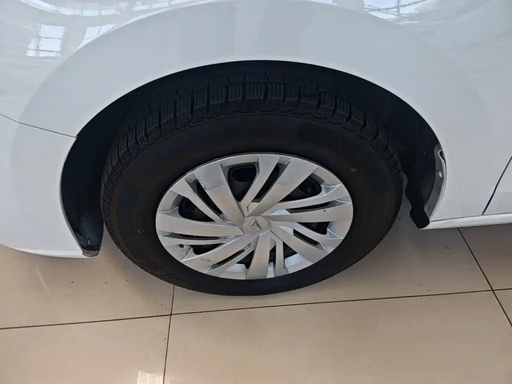 Jetta VA3 — фото 23