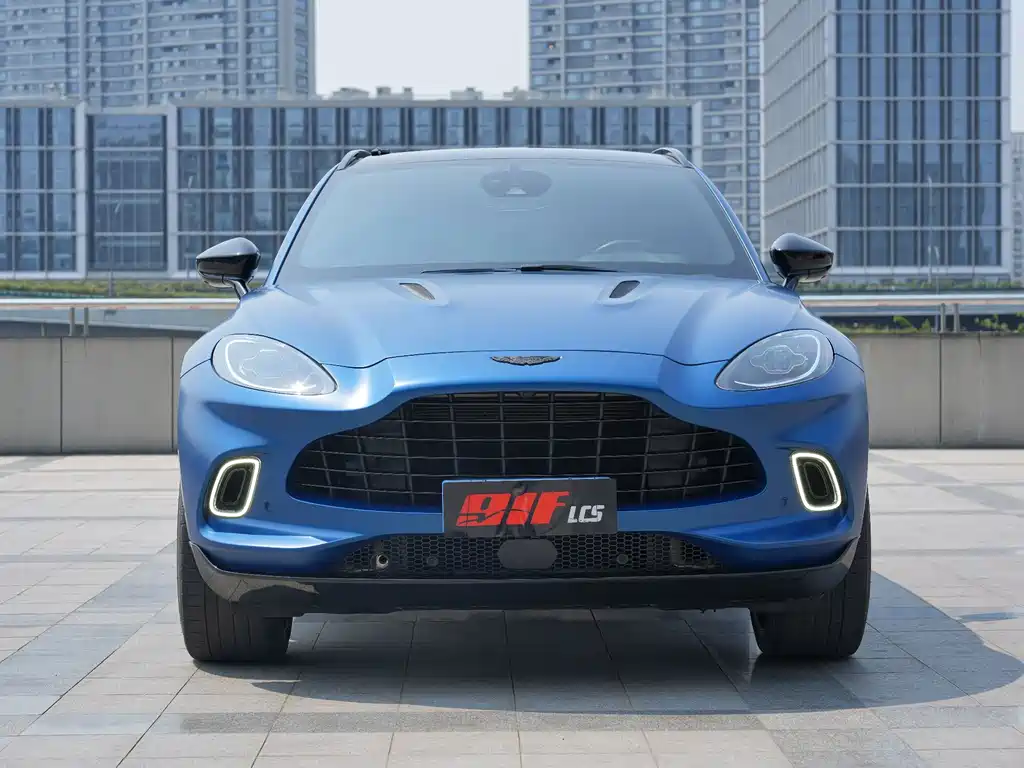 Aston Martin DBX — фото 2