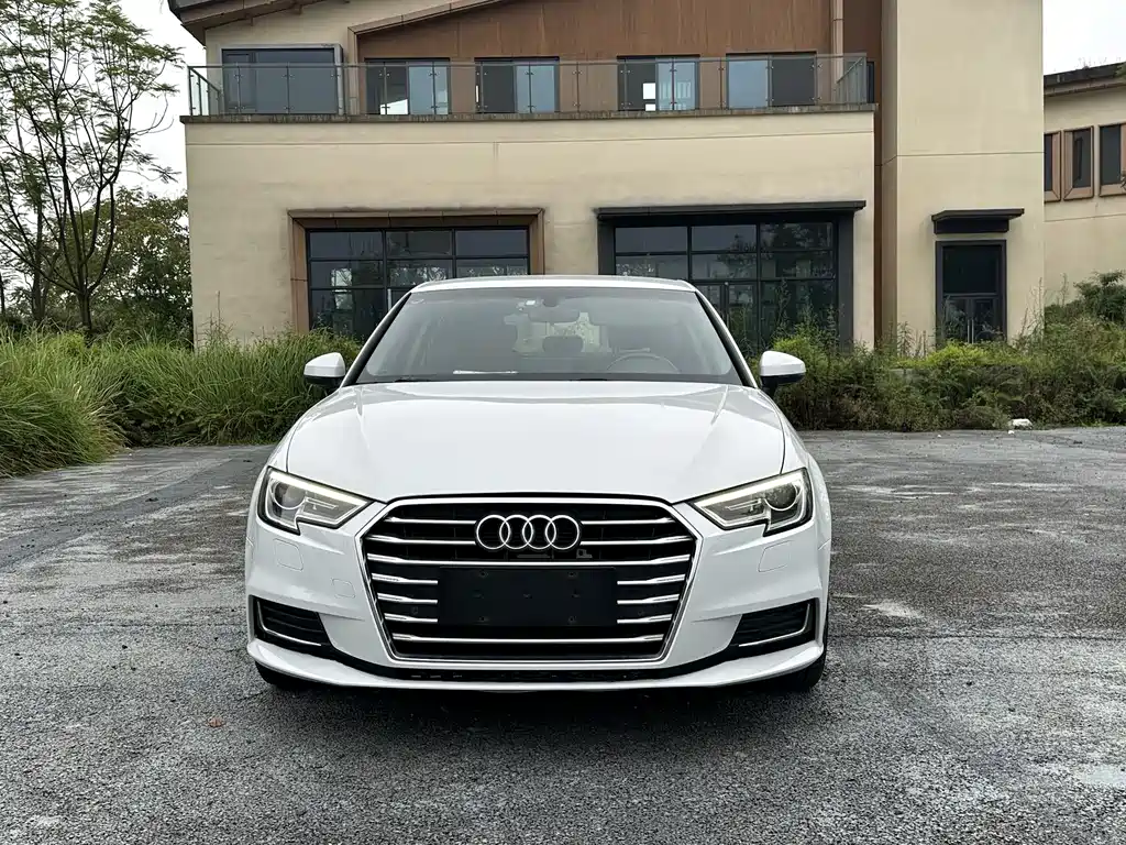 Audi A3 — фото 2