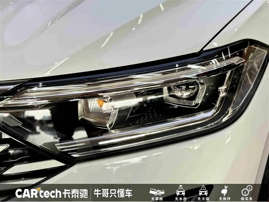 Jetta VA7 — фото 11