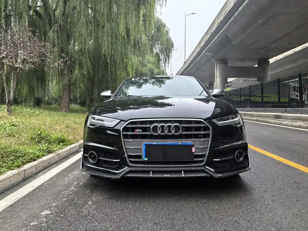Audi S6 — фото 2