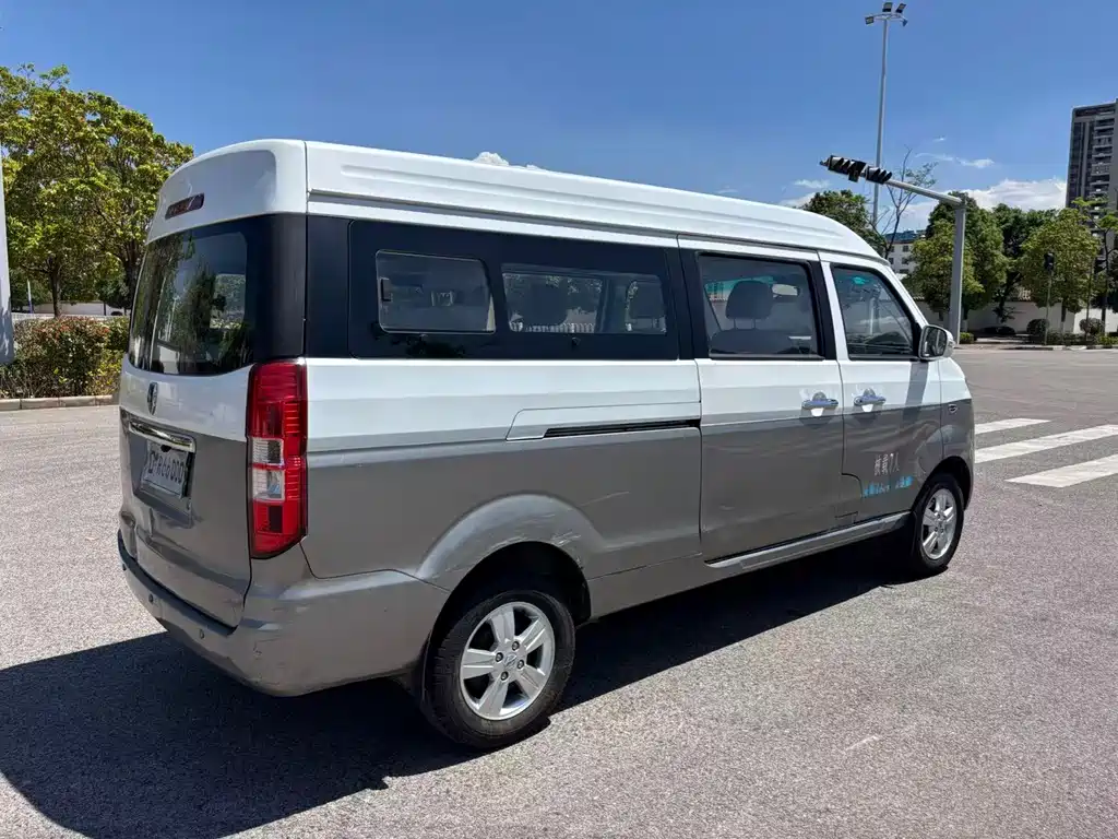 Jinbei Hiace X30L — фото 4